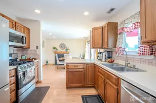 63 Carlisle Ct, Old Bridge Township, NJ 08857 - Photo 20