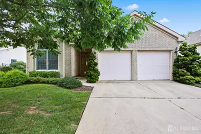 115 Leeds Lane, Monroe Township, NJ 08831 - Photo 4