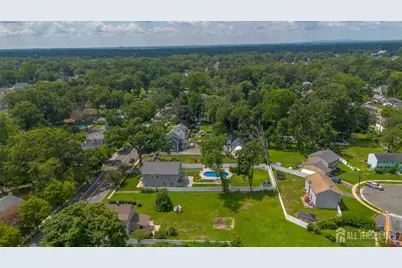 1718 W 4th Street, Piscataway Township, NJ 08854 - Photo 32