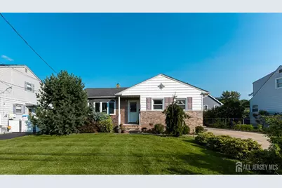 1064 Bordentown Avenue, Sayreville, NJ 08859 - Photo 2