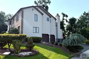 216 Fletcher St, Edison, NJ 08820 - Photo 4