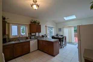 216 Fletcher St, Edison, NJ 08820 - Photo 12