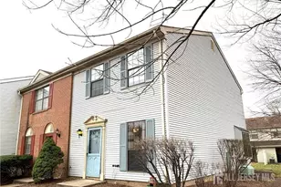 536 Manchester Ct, Piscataway Township, NJ 08854 - Photo 2