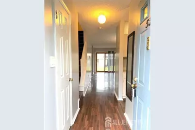 536 Manchester Court, Piscataway Township, NJ 08854 - Photo 6