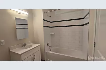 211 Henderson Road #1217, South Brunswick Township, NJ 08852 - Photo 4
