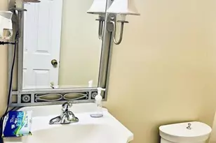 13 Essesx St, Carteret, NJ 07008 - Photo 8
