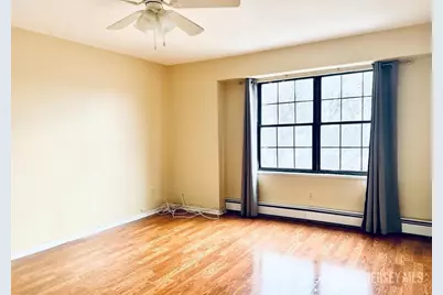 13 Essesx Street, Carteret, NJ 07008 - Photo 12