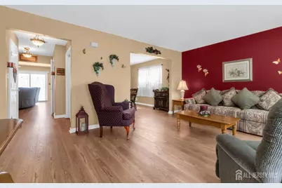 266 Thomas Street, Woodbridge Township, NJ 07095 - Photo 8