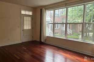 31 Franklin School Way, Metuchen, NJ 08840 - Photo 8
