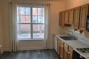 31 Franklin School Way, Metuchen, NJ 08840 - Photo 10