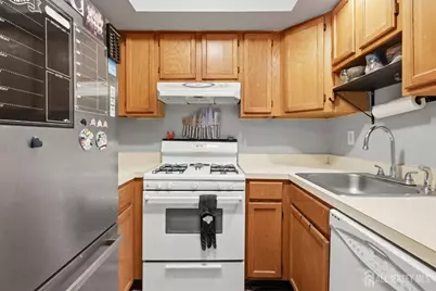 5 Nicholas Court, Spotswood, NJ 08884 - Photo 6