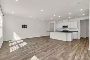 734 Station Rd, Dunellen, NJ 08812 - Photo 12