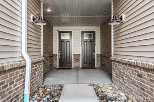 734 Station Rd, Dunellen, NJ 08812 - Photo 6