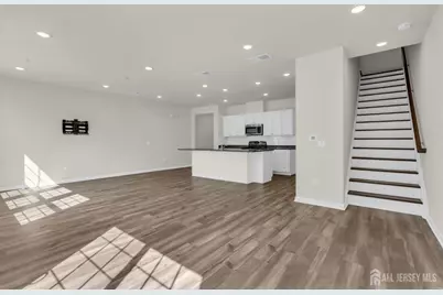 734 Station Road, Dunellen, NJ 08812 - Photo 10