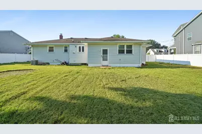 125 Cedar Street, Colonia, NJ 07067 - Photo 4