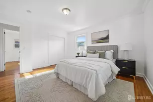 125 Cedar St, Colonia, NJ 07067 - Photo 14