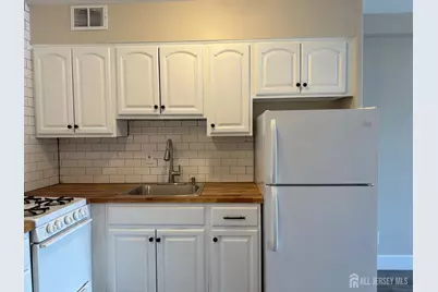 123 S Adelaide Avenue #2L, Highland Park, NJ 08904 - Photo 2