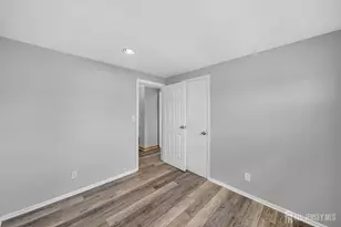 17 Wedgewood Dr, Carteret, NJ 07008 - Photo 18
