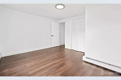 198 New Brunswick Avenue, Perth Amboy, NJ 08861 - Photo 10