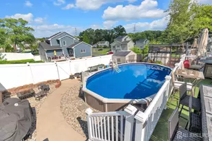 4 Carter Pl, Sayreville, NJ 08859 - Photo 28
