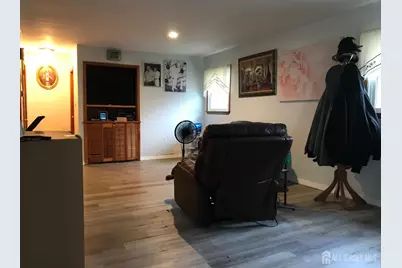 19 S 5th Avenue S, Manville, NJ 08835 - Photo 2