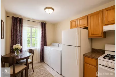 10 Lake Avenue #5A, East Brunswick Township, NJ 08816 - Photo 6