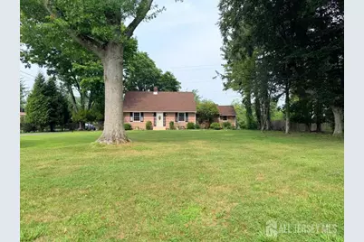 580 Village Road W, West Windsor Township, NJ 08550 - Photo 2