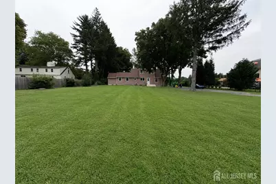 580 Village Road W, West Windsor Township, NJ 08550 - Photo 4