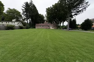 580 Village Rd W, West Windsor Township, NJ 08550 - Photo 4