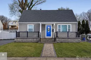 124 Coolidge Ave, Sayreville, NJ 08859 - Photo 1