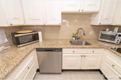 54 Old Nassau Road #D, Monroe Township, NJ 08831 - Photo 8