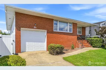 2 Carlton Street, Carteret, NJ 07008 - Photo 2
