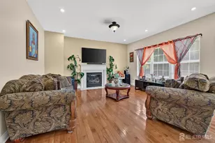 836 Rosetree Dr, Monroe, NJ 08094 - Photo 6