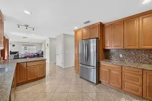 9 Skitka Ave, Carteret, NJ 07008 - Photo 6
