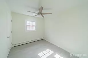 54 Bergen St, Carteret, NJ 07008 - Photo 8