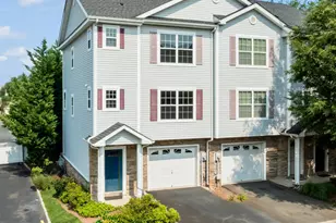 13 Ronald Dr, Franklin Township, NJ 08873 - Photo 2