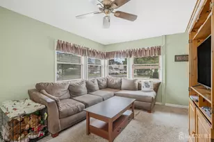 2 Orchid Pl, Middlesex, NJ 08846 - Photo 6