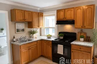 798 S 13th St, Newark, NJ 07102 - Photo 2