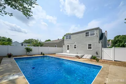 6 Avenue A, Helmetta, NJ 08828 - Photo 4