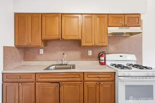 1719 Raspberry Ct, Edison, NJ 08817 - Photo 16