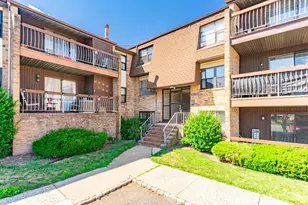 1719 Raspberry Ct, Edison, NJ 08817 - Photo 2