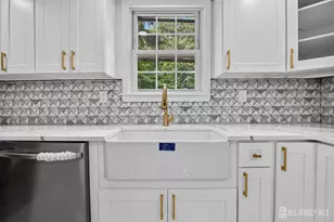 241 Deans Rhode Hall Rd, Monroe Township, NJ 08831 - Photo 16