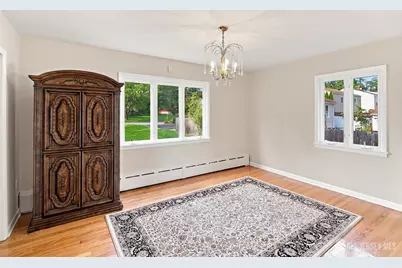 189 Kensington Avenue, Colonia, NJ 07067 - Photo 24