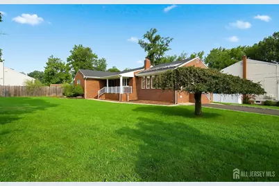 189 Kensington Avenue, Colonia, NJ 07067 - Photo 6