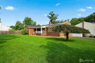 189 Kensington Ave, Colonia, NJ 07067 - Photo 6
