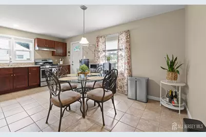 408 Richard Way, North Plainfield, NJ 07962 - Photo 8