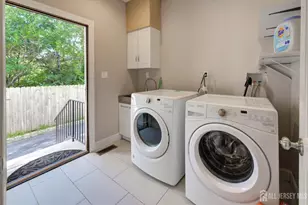 302 Central Ave, Edison, NJ 08817 - Photo 12