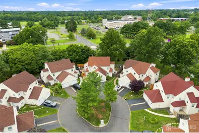 8 Cooper Court, Freehold, NJ 07728 - Photo 4