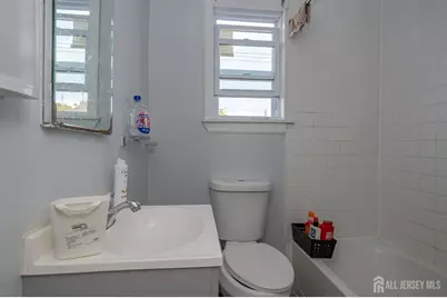 52 Mine Street, New Brunswick, NJ 08901 - Photo 14