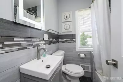 708 E Grand Avenue E, Rahway, NJ 07065 - Photo 24